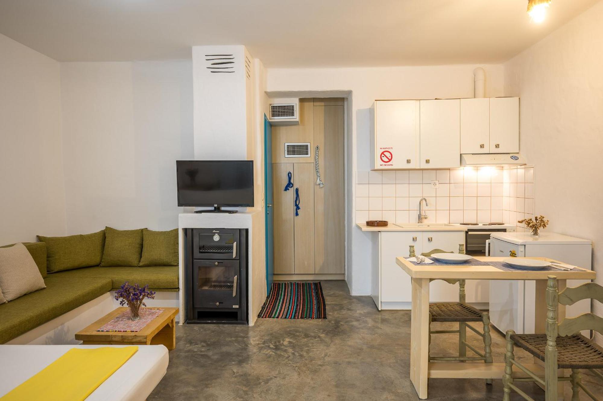 Apartment γκαρσονιέρα #1 *